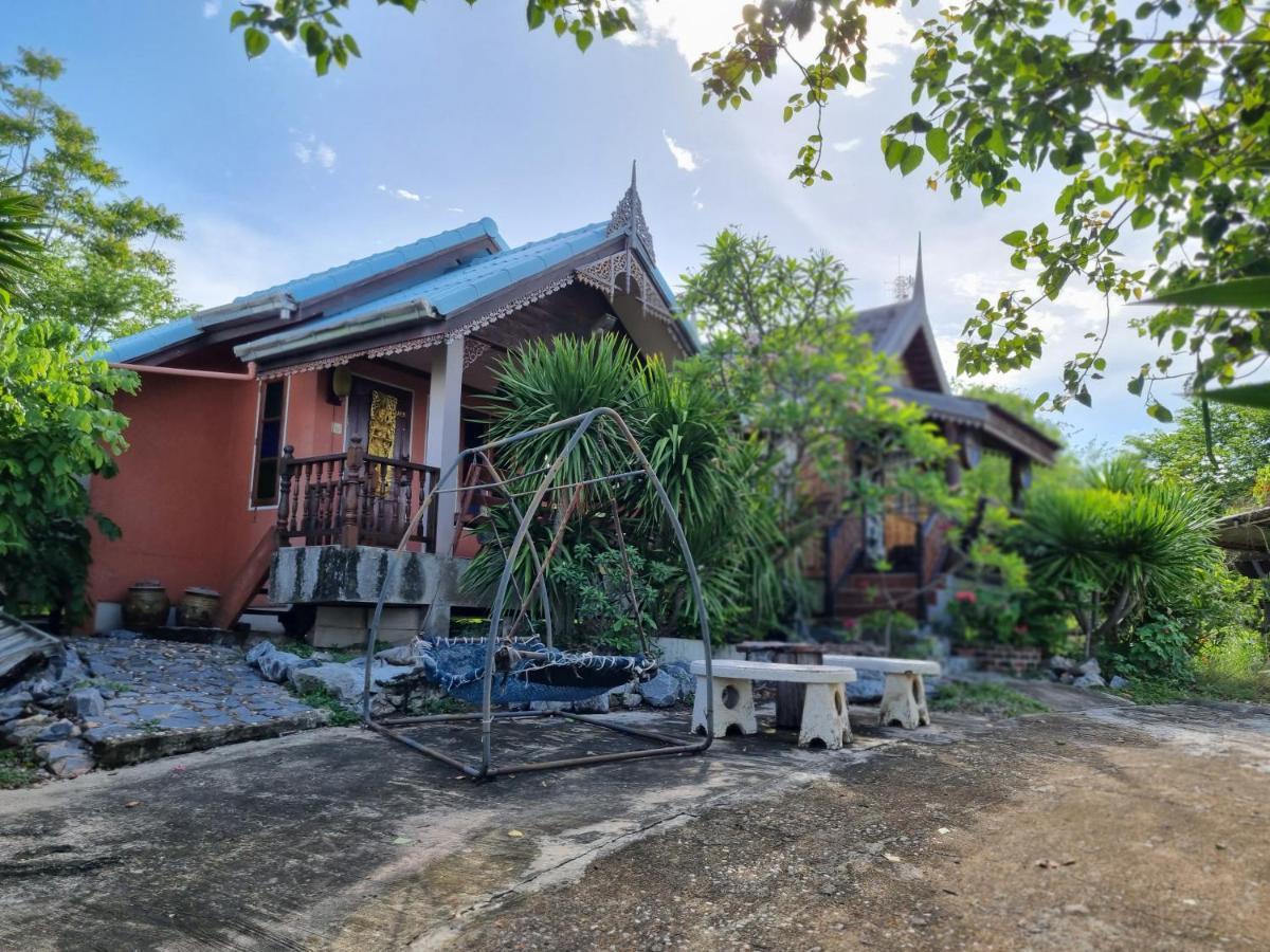 Hotel Hello Sichang Bungalow Ko Si Chang Exteriér fotografie