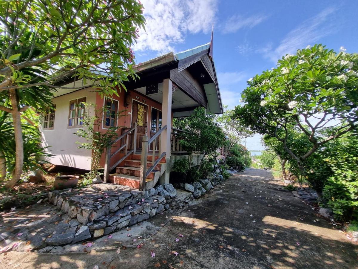 Hotel Hello Sichang Bungalow Ko Si Chang Exteriér fotografie