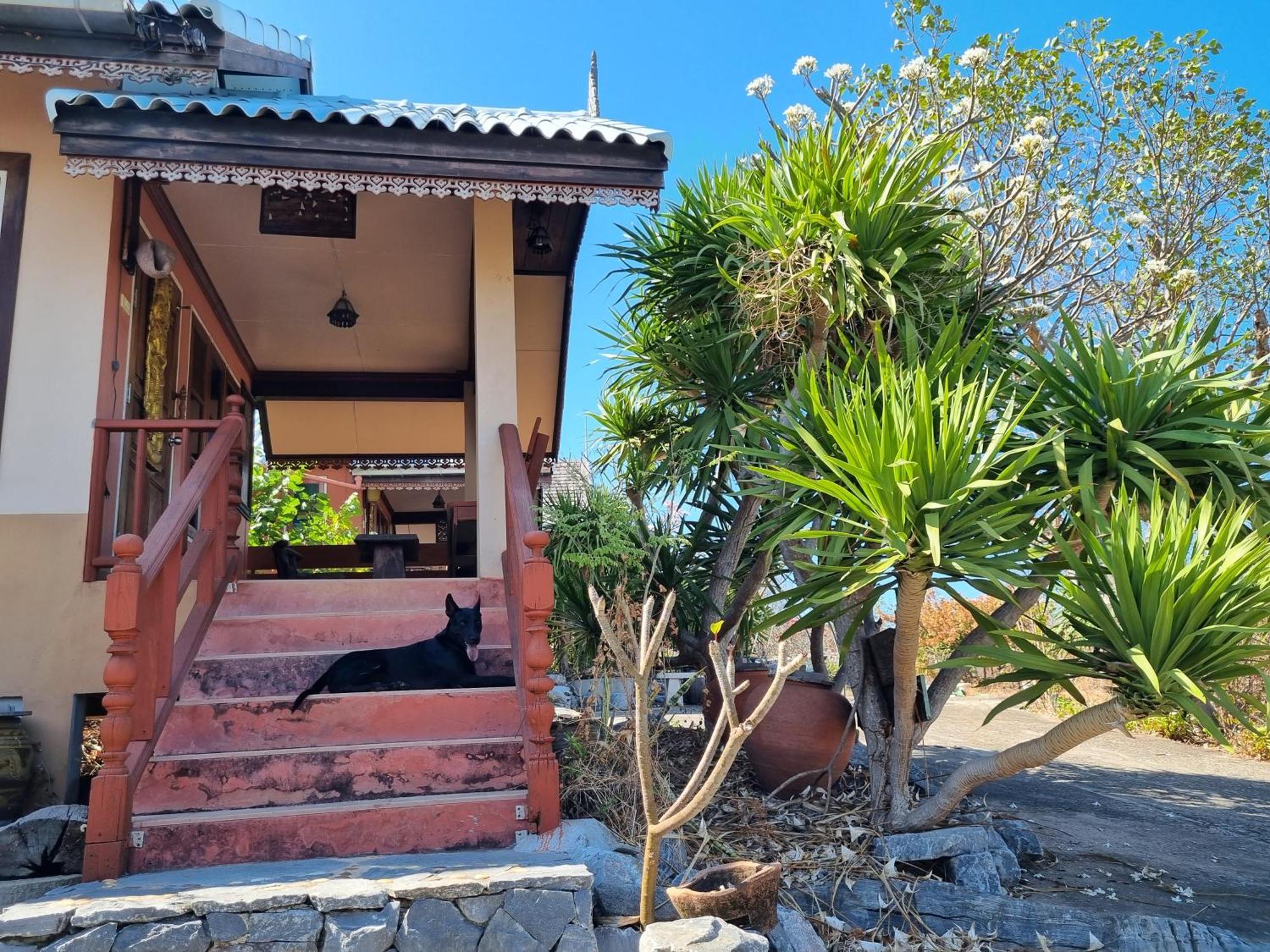 Hotel Hello Sichang Bungalow Ko Si Chang Exteriér fotografie